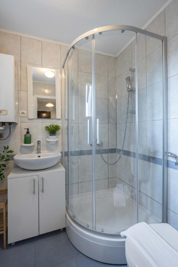 דירות זאגרב Bright And Modern Studio Near City Center מראה חיצוני תמונה