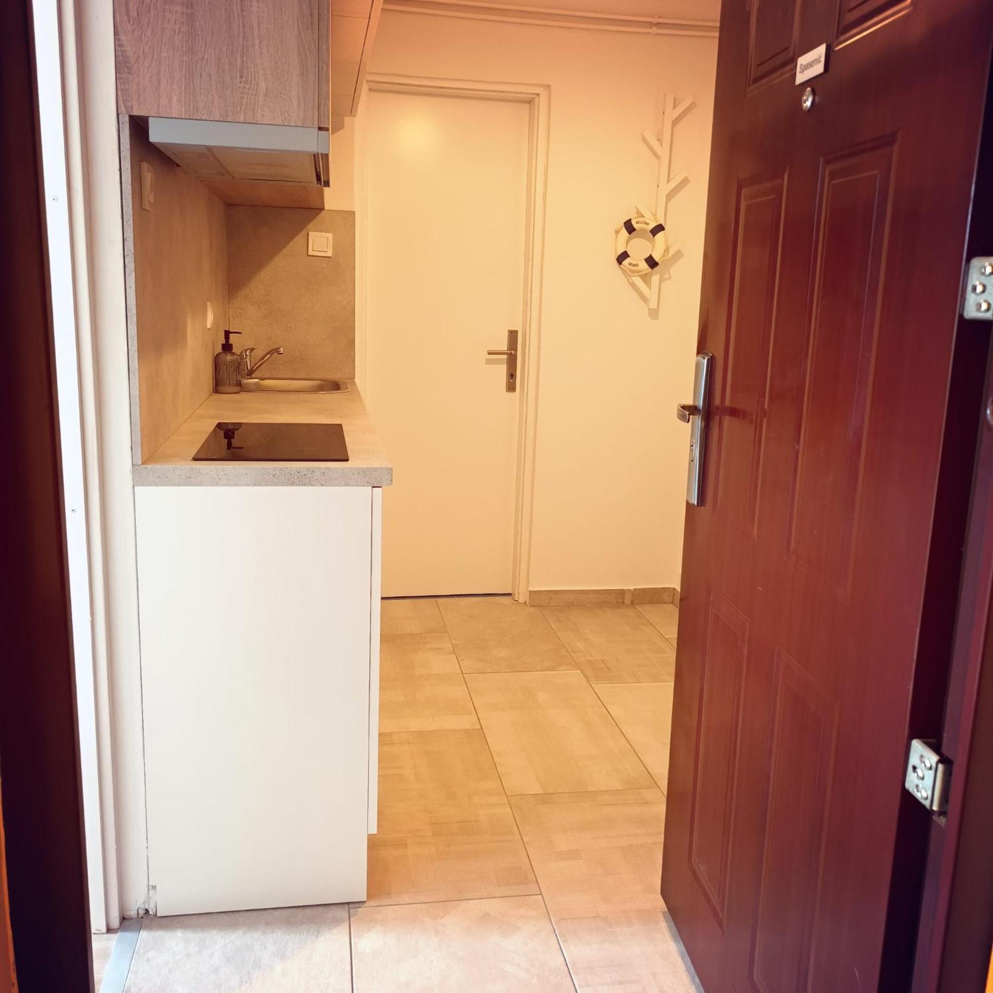 דירות זאגרב Bright And Modern Studio Near City Center מראה חיצוני תמונה
